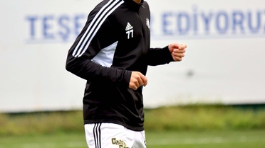Onur Efe Gaziemir Spor'a İmza Attı