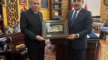 Bahçeli, Kamu-Sen Başkanı Kahveci'yi Ağırladı