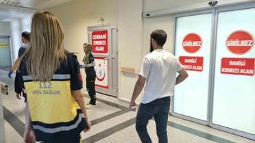 Adıyaman'da İşçi Yüksekten Düşen Fayansla Yaralandı