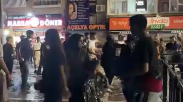 Poizi konserinde ortalık bir anda karıştı! Tekme ve yumruklar havada uçuştu