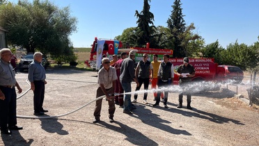 Demirci'ye Yangın Söndürme Tankerleri Gönderildi