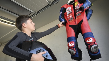 ADAC Mini Bike Cup'ta 110 cc şampiyonu 11 yaşındaki Çaydaş'ın hedefi Red Bull Rookies Cup: 14 yarışın 11'ini kazandı