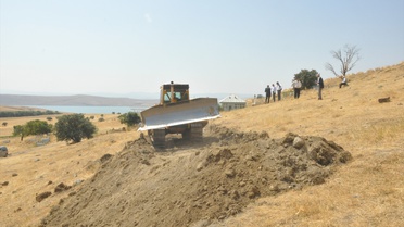 Muş'un Bulanık ilçesinde Koyunağlı köyünde 40 dönümlük mesire alanının temeli törenle atıldı