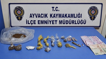 Çanakkale'nin Ayvacık ilçesinde uyuşturucu operasyonu: 2 bin 670 lira ele geçirilen zanlı tutuklandı