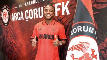 Çorum FK, 22 yaşındaki Alman santrfor Youssoufa Moukoko'yu Kopenhag'dan satın alma opsiyonuyla kiraladı