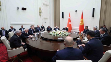 Erdoğan ile Caparov Bişkek'te Görüştü