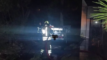 Hatay'da TOFAŞ Otomobil Yangını Kontrol Altında