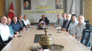 Erzincan'da İmam Hatip Okulları Yöneticileri 2026-2027 Eğitim Yılı İçin İstişare Toplantısında Buluştu