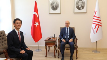 Japonya Büyükelçisi YÖK Başkanı'nı ziyaret etti