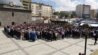 Erzurum'un Oltu ilçesinde düğün fotoğrafçısı 3 genç kazada hayatını kaybetti, üçü de ailelerin tek erkek evladıydı