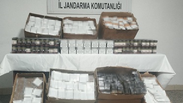 Konya'da jandarmanın kaçakçılık operasyonunda 186 bin makaron ve 240 adet gümrük kaçağı parfüm ele geçirildi
