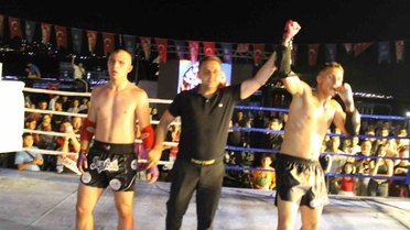 Manisalı Sporcular Şampiyonluk Kemeri Kazandı