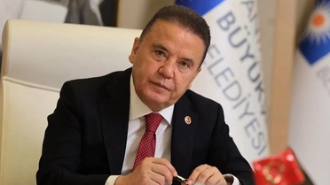 Muhittin Böcek hakkında mide bulandıran 'Grup halinde cinsel ilişki' iddiası