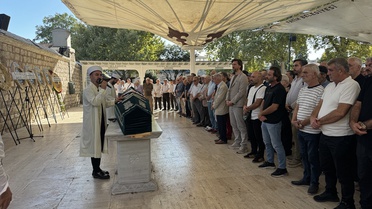 Dr. Metin Birsen Eriş, Fatih Camisi'nde kılınan cenaze namazının ardından Kozlu'daki aile kabristanında toprağa verildi