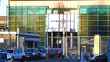 Stellantis, hibrit Fiat 500 talebine yetişemeyince Mirafiori'de üretimi bu hafta durduruyor