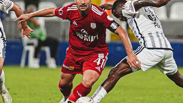 Trendyol 1. Lig'de Sarıyer, sahasında Pendikspor'u 2-0 mağlup ederek üst üste üçüncü galibiyetini aldı
