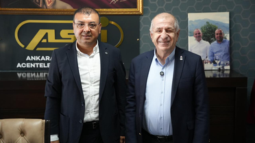 Özdağ, Ankara'da AŞTİ ve Emek Pazarı'nı ziyaret etti: Esnaf ve vatandaşların sorunlarını dinledi