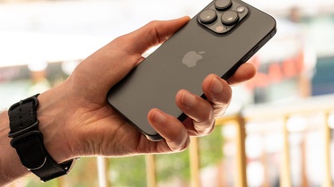 Apple'da 15 yıllık dönem sona erdi! Tim Cook koltuğunu devretti