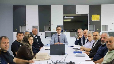 Bayburt'ta Ortaöğretim Kurumu Müdürleri Toplantısı: 2026-2027 Eğitim Yılı Çalışmaları Ele Alındı