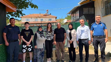 Kaymakam Mantı şehit ailelerini ziyaret etti