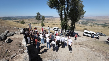 Çorum'da çocuk şurası ve yeşil dönüşüm festivalinde 60 çocuk Hattuşa'da lale tohumu ekti