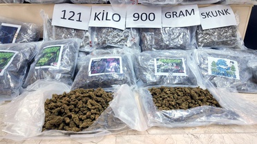 Hamzabeyli'de büyük operasyon! Onlarca kilo ele geçirildi
