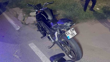 Samsun İlkadım'da zincirleme kazada motosikletler ve otomobil çarpıştı, 2 kişi yaralandı