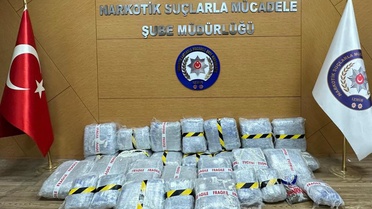 Karşıyaka'da narkotik operasyonunda 80 kilo skunk ele geçirildi, 1 zanlı tutuklandı