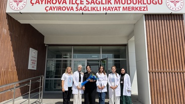 Kocaeli'de ilaç yazdırmak için gittiği sağlık ocağında KETEM taramasıyla kolon kanserini yenen Ceylan Tığ, erken teşhisin önemini vurguladı