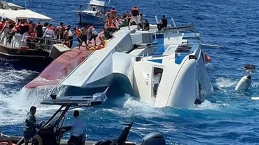 KKTC Başbakanı Üstel: Girne'de alabora olan gemideki kayıp bir kişinin naaşına ulaşıldı
