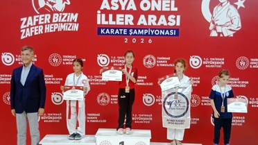 Körfez'in karatecileri Çorlu'daki şampiyonada 10 madalyayla döndü: 3 altın, 3 gümüş, 4 bronz