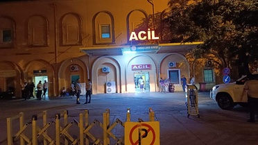 Mardin Kızıltepe'de bıçaklı kavgada 1'i çocuk 3 kişi hastaneye kaldırıldı