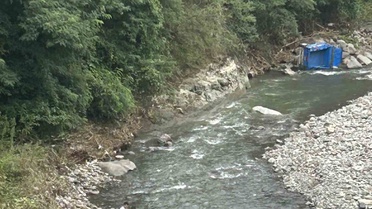 Ordu İkizce'de patpat dereye yuvarlandı, sürücü hayatını kaybetti ve bir kişi yaralandı