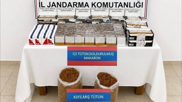 Yozgat'ta iki ilçede kaçak tütün operasyonunda 12 bin makaron ele geçirildi