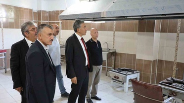 Ağrı Milli Eğitim Müdürü Çakan, Patnos'taki okul hazırlıklarını denetledi