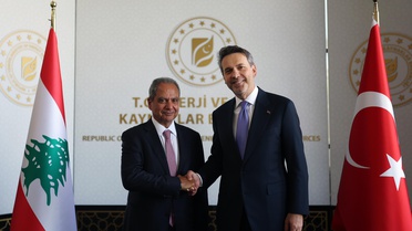 Enerji Bakanı Bayraktar, Lübnanlı mevkidaşı ile enerji iş birliğini görüştü