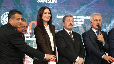 Bakan Uraloğlu: Samsun'da hastane tramvay hattıyla yolculuk 20 dakikaya inecek