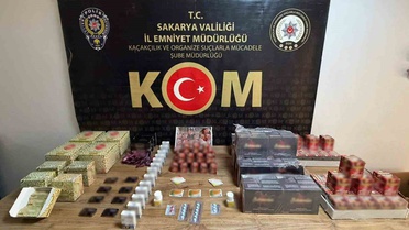 Sakarya'da iki ilçede eş zamanlı kaçak ürün operasyonunda 2 kişi gözaltına alındı