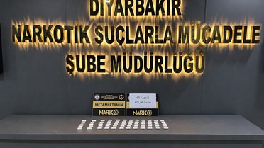 Şüpheli şahsın midesinden 60 kapsül metamfetamin çıktı
