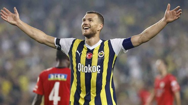 Edin Dzeko, İsveç maçıyla milli takım kariyerini noktalayacak