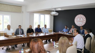 Göynücek'te okul yöneticileriyle eğitim hazırlık toplantısı yapıldı