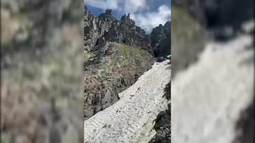 Rize Çamlıhemşin'de mahsur kalan Avusturyalı dağcı, zorlu operasyonla kurtarıldı