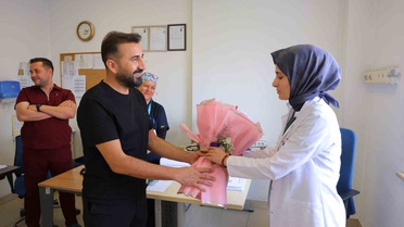 Kalbi tam iki kez durdu! Hayatını kurtaran doktora böyle teşekkür etti