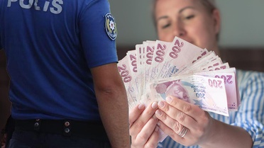 Ocak ayında maaşlar değişecek! Memur ve emeklinin ilk zam oranı belli oldu