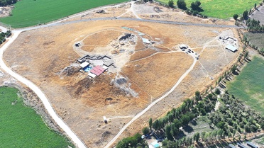 Niğde Valisi Akmeşe, Kınık Höyük kazı alanında incelemelerde bulundu