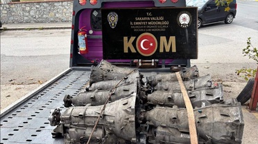 Sakarya'da gümrük kaçağı ürün operasyonunda 2 zanlı gözaltına alındı