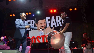 Manisa Selendi'de festival coşkusu, Ömer Faruk Bostan konserinde meydanı doldurdu
