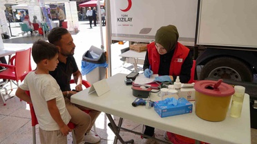 Kastamonu'da Halk Sağlığı Sokağı'nda vatandaşlara ücretsiz sağlık taraması yapıldı