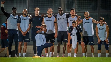 Trabzonspor'un yeni santrforu Franculino Dju, takımla ilk antrenmanına çıktı