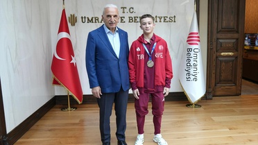 Ümraniye Belediye Başkanı Yıldırım, Avrupa şampiyonu judocu Yüksel'i makamında ağırladı